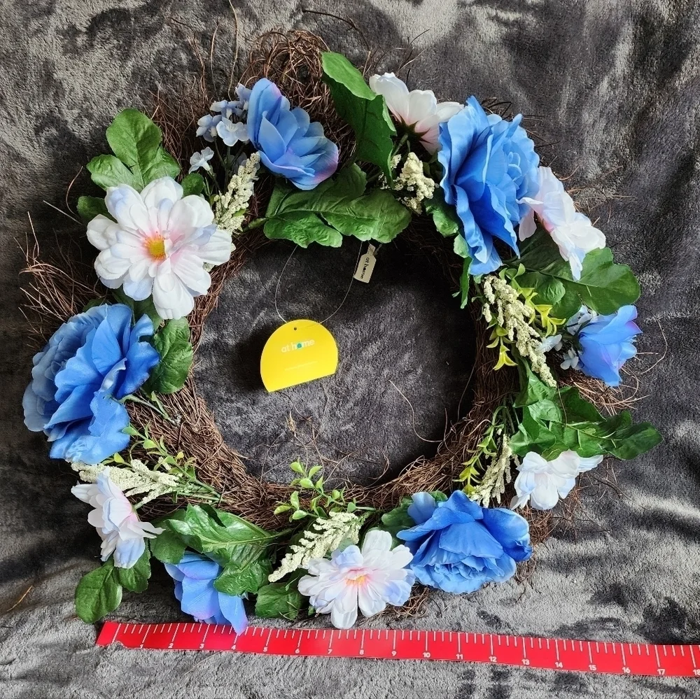 NWT spring summer blooming floral Rose Daisy Greenery leaves door wreath, 20'